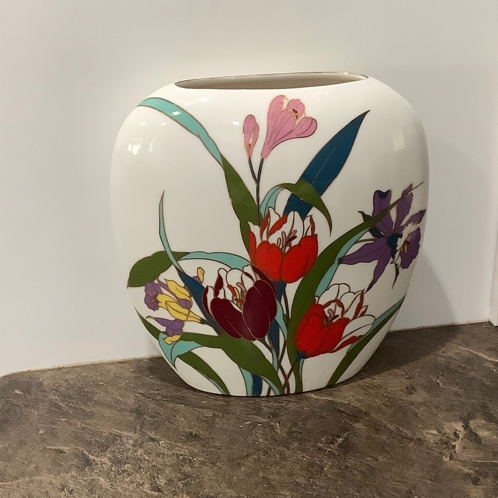 Vintage Floral Poreclain Vase